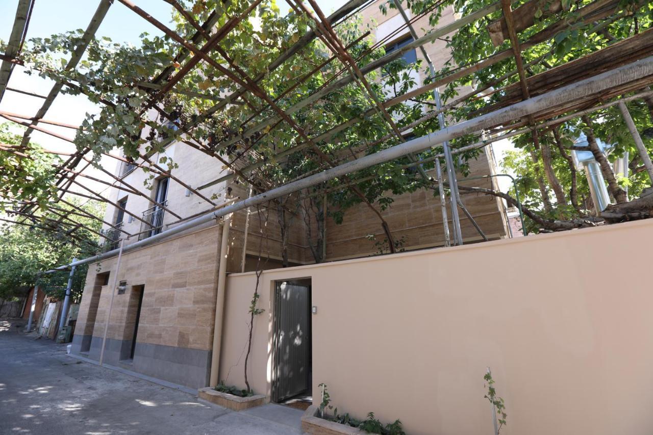 Hotelise I Blue-Poppy Apartment Jereván Kültér fotó