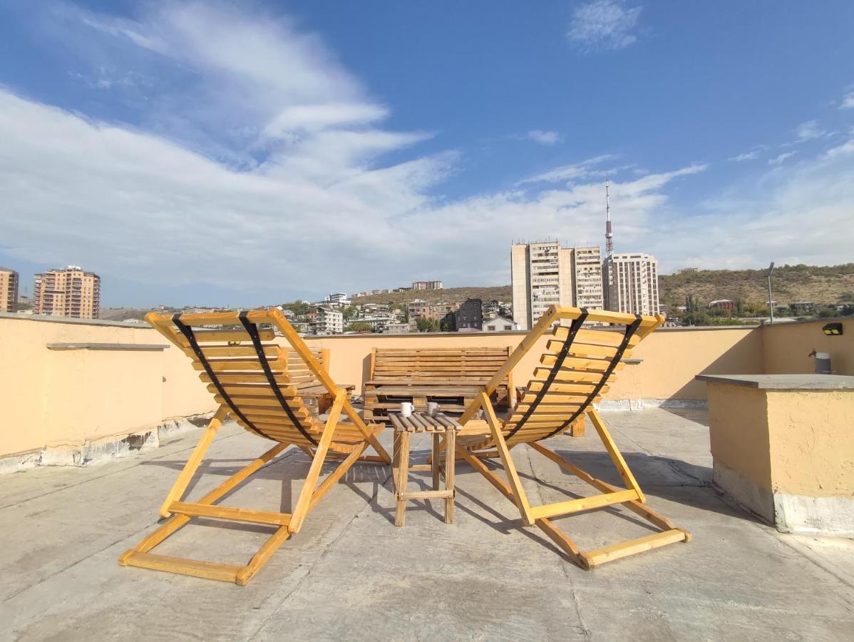 Hotelise I Blue-Poppy Apartment Jereván Kültér fotó